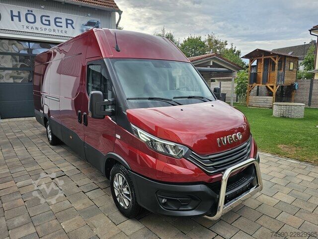 Furgoneta Iveco Daily 35S21HA8V Hi-Matic 16m³ XL LED AirPro