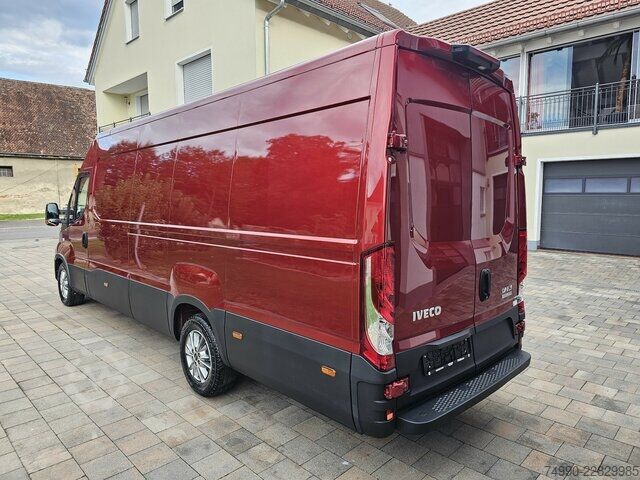Furgoneta Iveco Daily 35S21HA8V Hi-Matic 16m³ XL LED AirPro