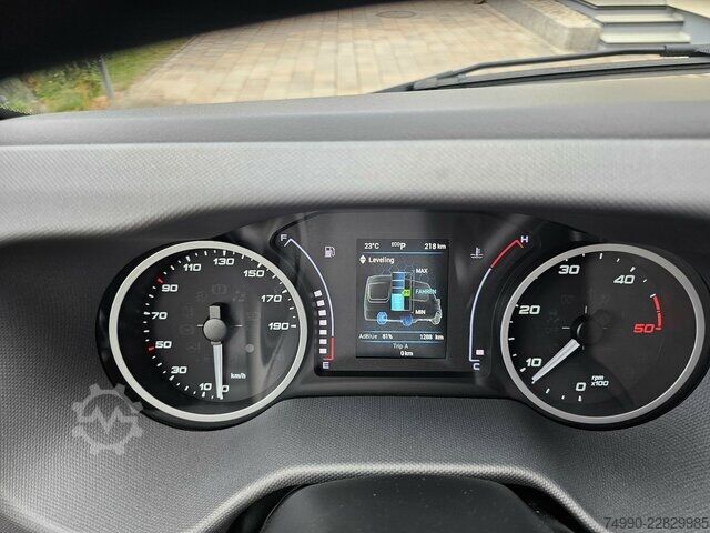 Furgoneta Iveco Daily 35S21HA8V Hi-Matic 16m³ XL LED AirPro