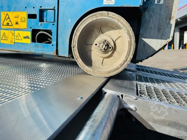 Pick-up bestelwagen IVECO Maschinentransporter Arbeitsbühnentransporter