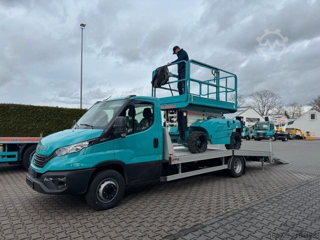 Bestelwagen autodrager IVECO Maschinentransporter Arbeitsbühnentransporter