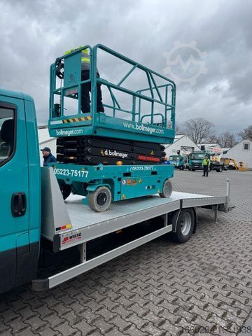 Bestelwagen autodrager IVECO Maschinentransporter Arbeitsbühnentransporter