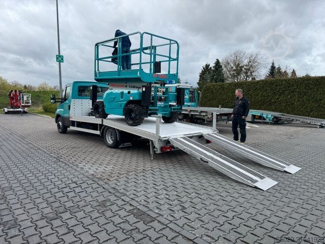 Bestelwagen autodrager IVECO Maschinentransporter Arbeitsbühnentransporter