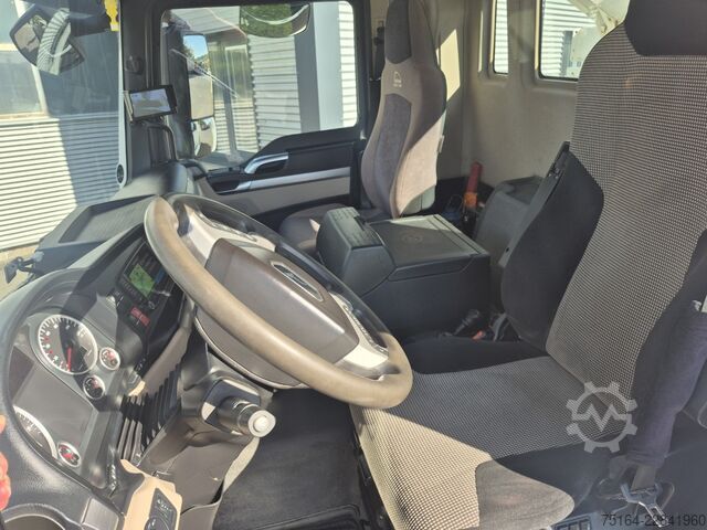 Tre-sidet tipbil MAN 26.500 6x4 BB Bordmatik