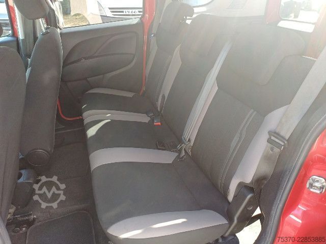 Bestelwagen Fiat DOBLO