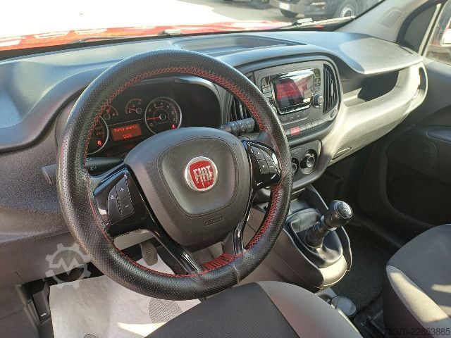 Bestelwagen Fiat DOBLO