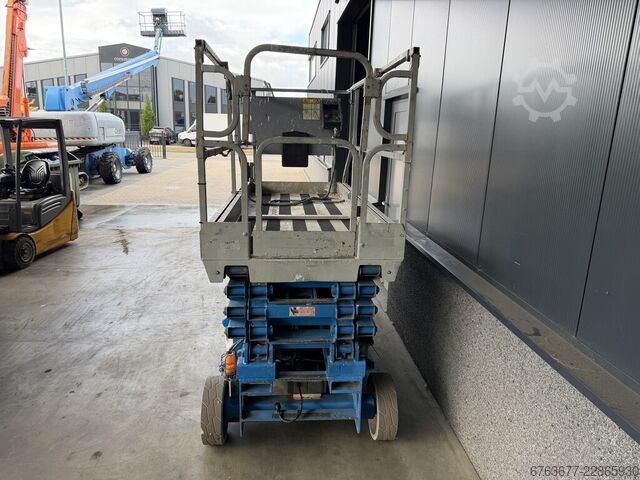 JLG 2646ES ψαλιδωτή πλατφόρμα ανύψωσης, ψαλιδωτός ανυψωτήρας, 2006 / 1300 ώρες, 10 μέτρα ύψος εργασί JLG 2646ES schaarlift schaar hoogwerker 2006 / 1300uur 10mtr werkhoogte