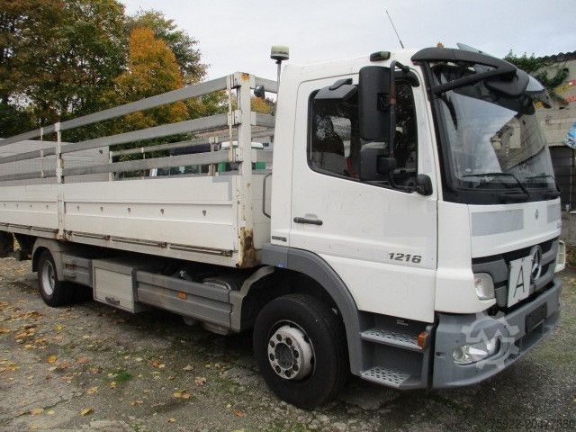 Andere MERCEDES-BENZ 1216 Atego Pritsche LBW Kommunal