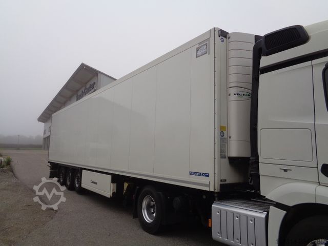 Koeloplegger KRONE SD Carrier Doppelstock Trennwand Liftachse