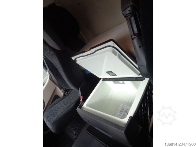 Standaard trekker MERCEDES-BENZ Actros 1845 LS Silokompressor Retarder