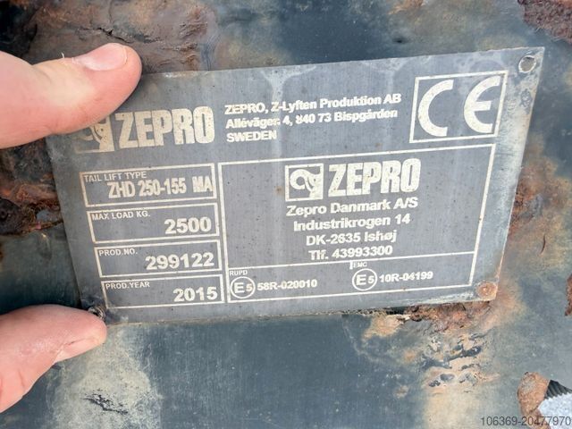 Kylbil SCANIA P320 6x2*4 Carrier Supra 1250 Mt 9.80 m Kühl