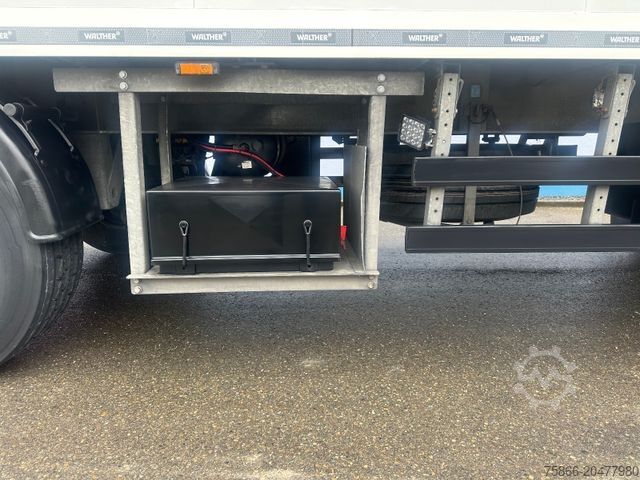 Remorcă carosată Walther Iso Kofferanhänger durchladbar LBW 2to