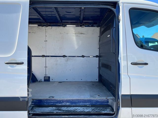 Kassevogn VOLKSWAGEN CRAFTER 2,0 TDI HECKANTRIEB TEMPOMAT KLIMA AHK