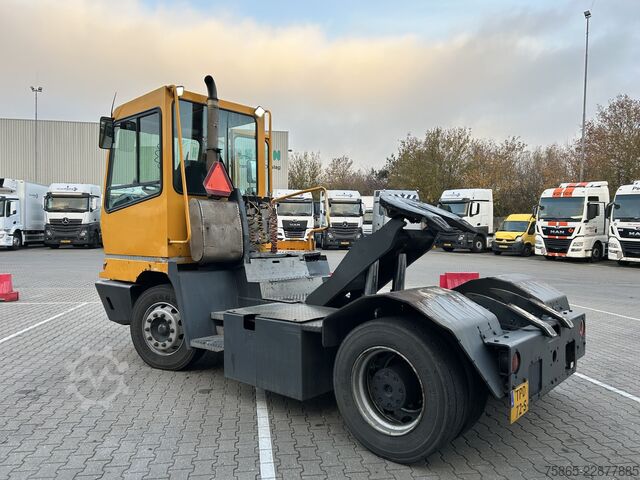 Standard-SZM Terberg YT 182 / Cummins / Allison / 2008 / Terminal Tr...