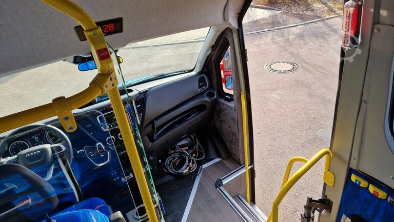 Autobus urbain IVECO Daily Heckniederflur Elektro City Sprinter alt.