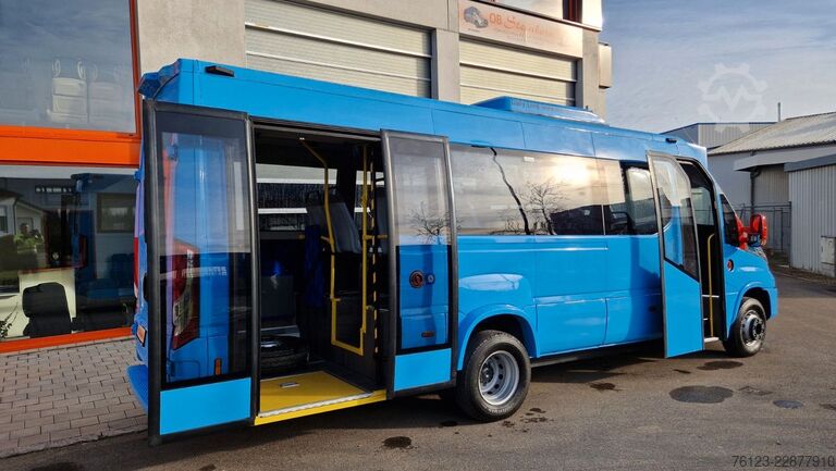 Autobus urbain IVECO Daily Heckniederflur Elektro City Sprinter alt.