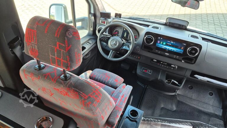 Autobus urbain MERCEDES-BENZ Heckniederflur Sprinter 517 / 4 er Bestuhlung