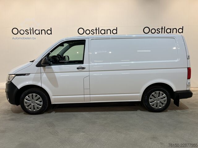 Panelová dodávka VW Transporter 2.0 TDI L1H1 150 PK Servicebus / So...