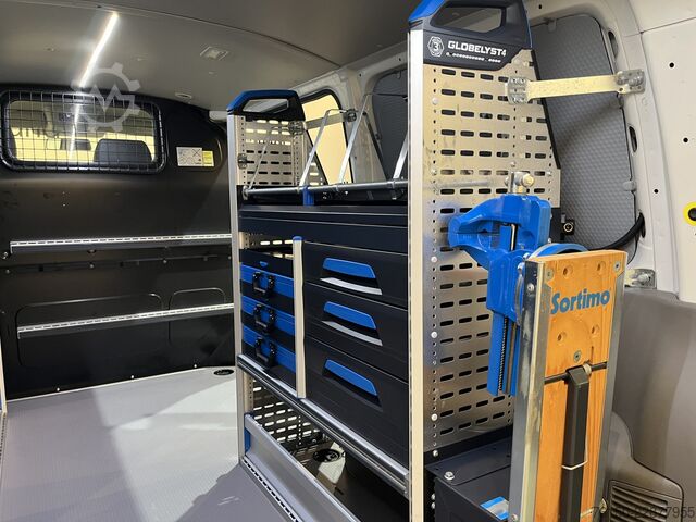 Panelová dodávka VW Transporter 2.0 TDI L1H1 150 PK Servicebus / So...