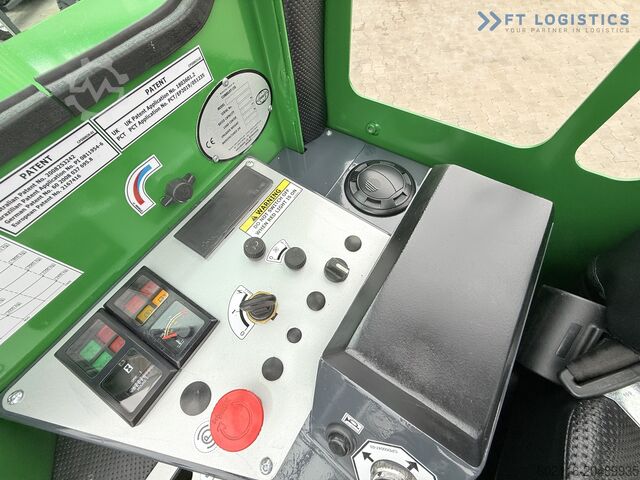 Chariot élévateur multidirectionnel Combilift C4500 DIESEL DUPLEX WIDE FORK POSITIONER