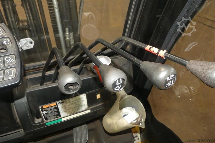 Yale - LPG forklift truck Yale GDP30VX E2195