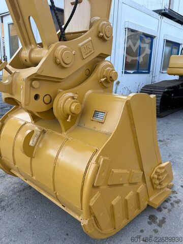 Escavadora de rastos CATERPILLAR 320 GC