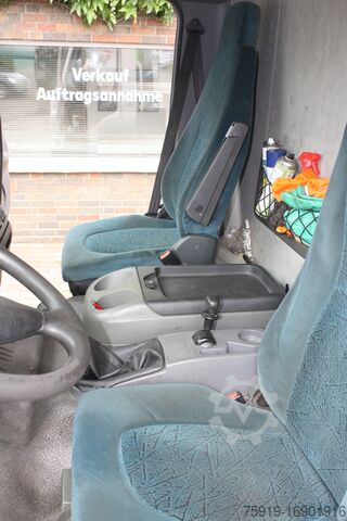 Vrachtwagen voertuig transport DAF Transporter mit Seilwinde & 7t Nutzlast