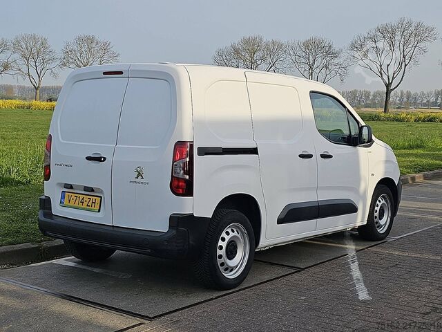 Walizka PEUGEOT PARTNER 1.6 L1 Navi NAP Euro6 AC