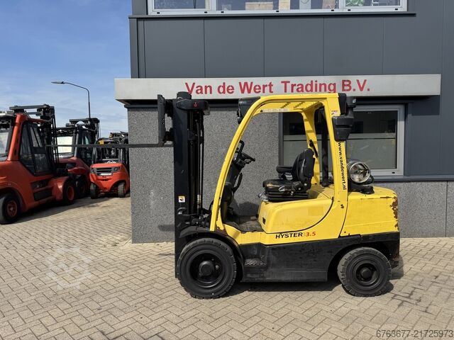 Hyster H3.5FT COMPACT Triplo 500 Freelift / Sideshift / 4e functie 2017 LPG HYSTER H3.5FT COMPACT Triplo 500 Freelift / Sideshift / 4e functie 2017 LPG