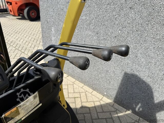 Hyster H3.5FT COMPACT Triplo 500 Freelift / Sideshift / 4e functie 2017 LPG HYSTER H3.5FT COMPACT Triplo 500 Freelift / Sideshift / 4e functie 2017 LPG