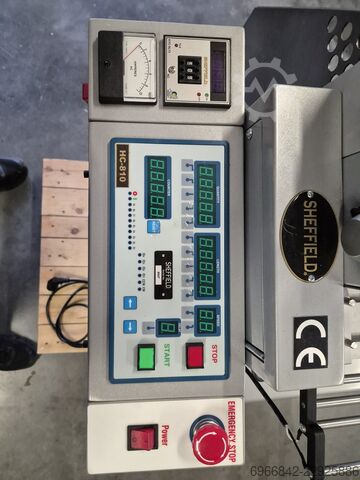 Szövetszabászgép Sheffield Cutting Equipment HC-810CE-220V + PF-33-220V