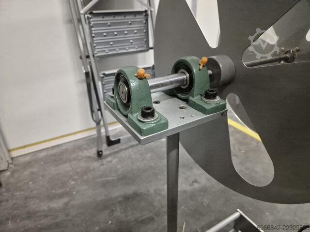 Szövetszabászgép Sheffield Cutting Equipment HC-810CE-220V + PF-33-220V