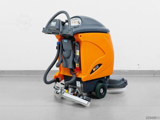 Taski Swingo 955 B ÚJ AKKUMULÁTOROKKAL Taski Swingo 955 B - 2021y - 2475m²/h