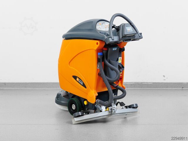 Taski Swingo 955 B ÚJ AKKUMULÁTOROKKAL Taski Swingo 955 B - 2021y - 2475m²/h