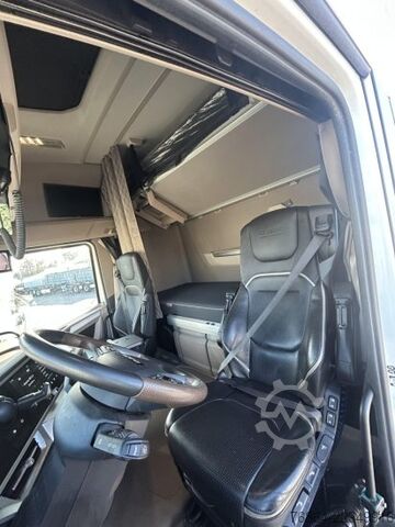 Standaard trekker DAF XG+ 530FT, RETARDER,   EURO6, STANDKLIMA, LEDER, FERNSEHER, KAFFEEMASCHINE