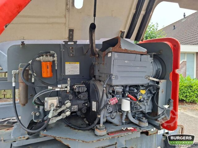 Artikulisan teleskopski bum lift Skyjack SJ51 AJ
