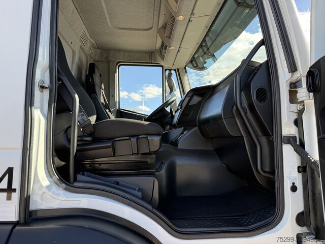 Iveco 260S40 6x2*4 Carrier rashladna sandučara Iveco 260S40 6x2*4 Carrier 1050