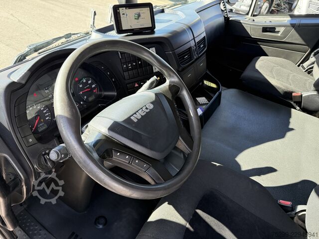Iveco 260S40 6x2*4 Carrier rashladna sandučara Iveco 260S40 6x2*4 Carrier 1050