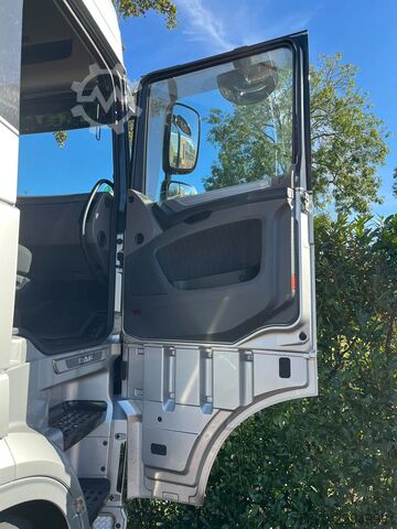Standaard-SZM DAF XF 530 FTG MANUAL