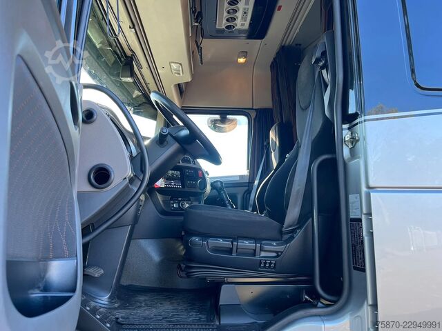 Standaard-SZM DAF XF 530 FTG MANUAL