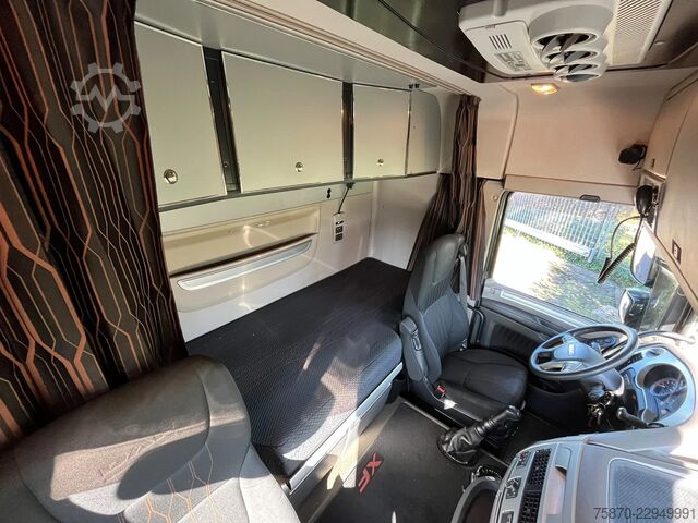 Standaard-SZM DAF XF 530 FTG MANUAL
