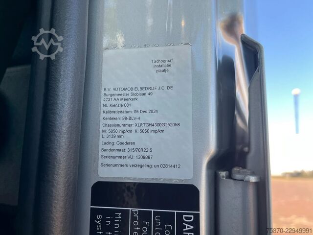 Standaard-SZM DAF XF 530 FTG MANUAL