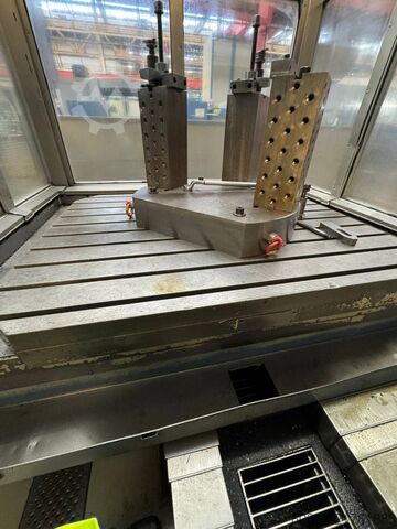 CNC - bordboremaskine UNION TC 110
