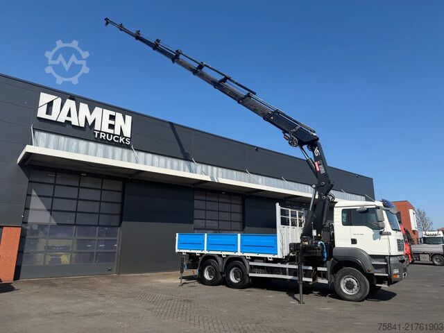 Kamion sa kranom MAN TGA 33.360 6x6 HIAB 422-8 HIPRO