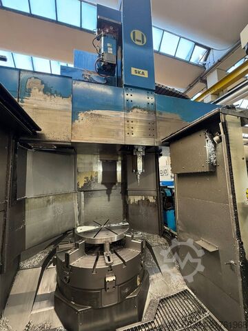 CNC karuselový soustruh TOS HULIN SKA 12 CNC