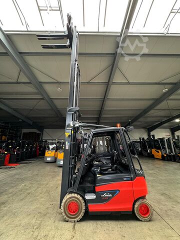 Serwis w 2019 roku + kontrola UVV do 09/2027, 12 341 motogodzin Linde E25