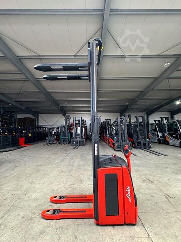 Serwis w 2019 roku + inspekcja UVV do 06/2027, 4 538 godzin pracy Linde L16i