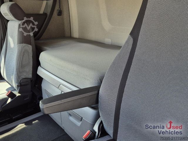 Standard tractor unit Scania R 450 A4x2NA Highline Smart 2 !!