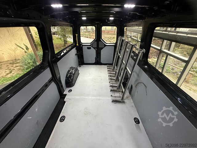 Dobozos furgon VW CRAFTER GLASGESTEL TEMP SHZ KAMERA KLIMA AHK