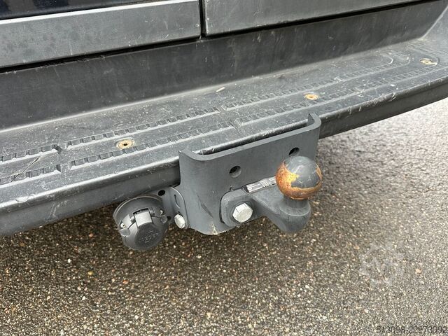Dobozos furgon VW CRAFTER GLASGESTEL TEMP SHZ KAMERA KLIMA AHK